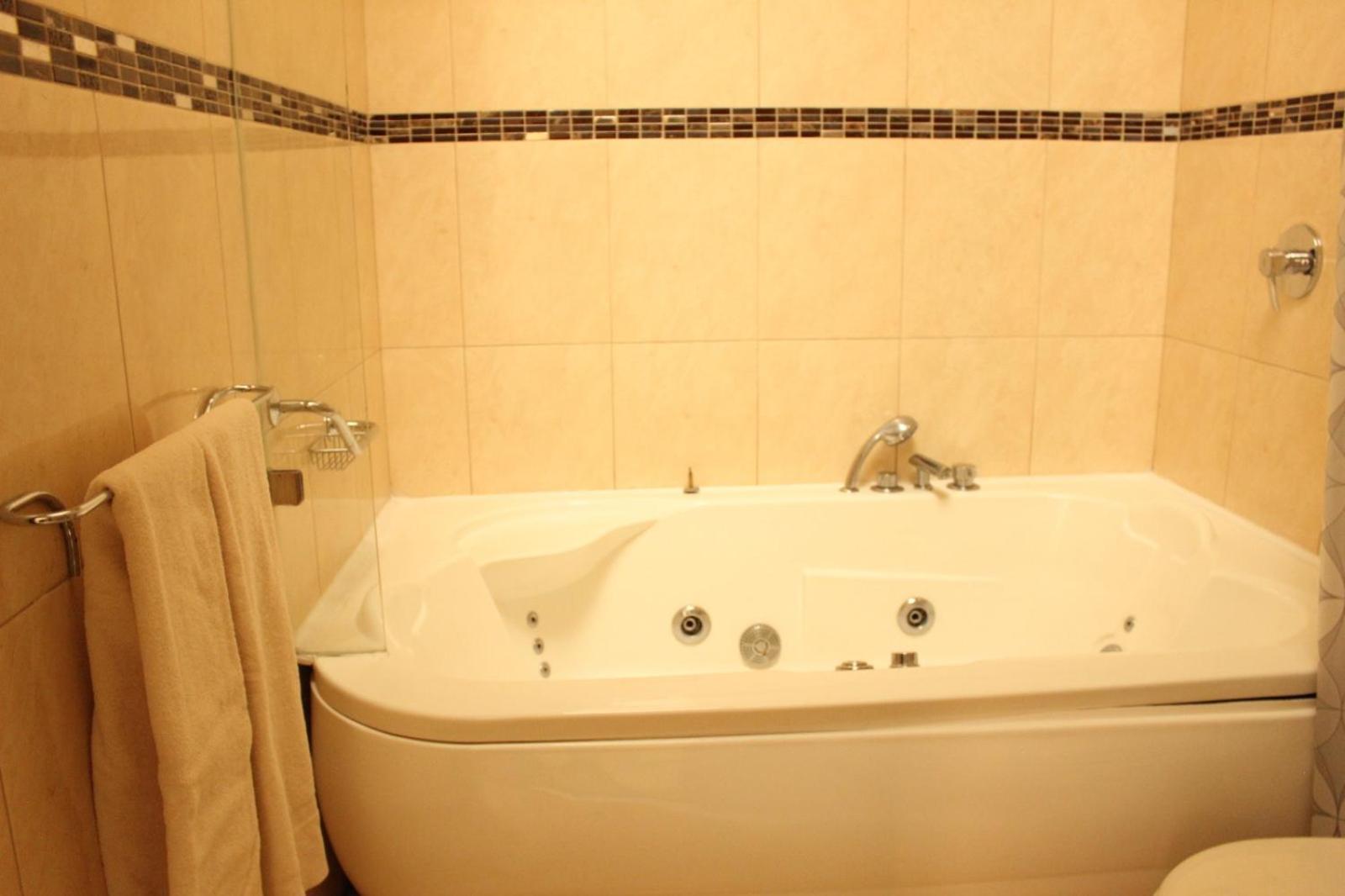 קואנקה Hotel Ines Maria מראה חיצוני תמונה