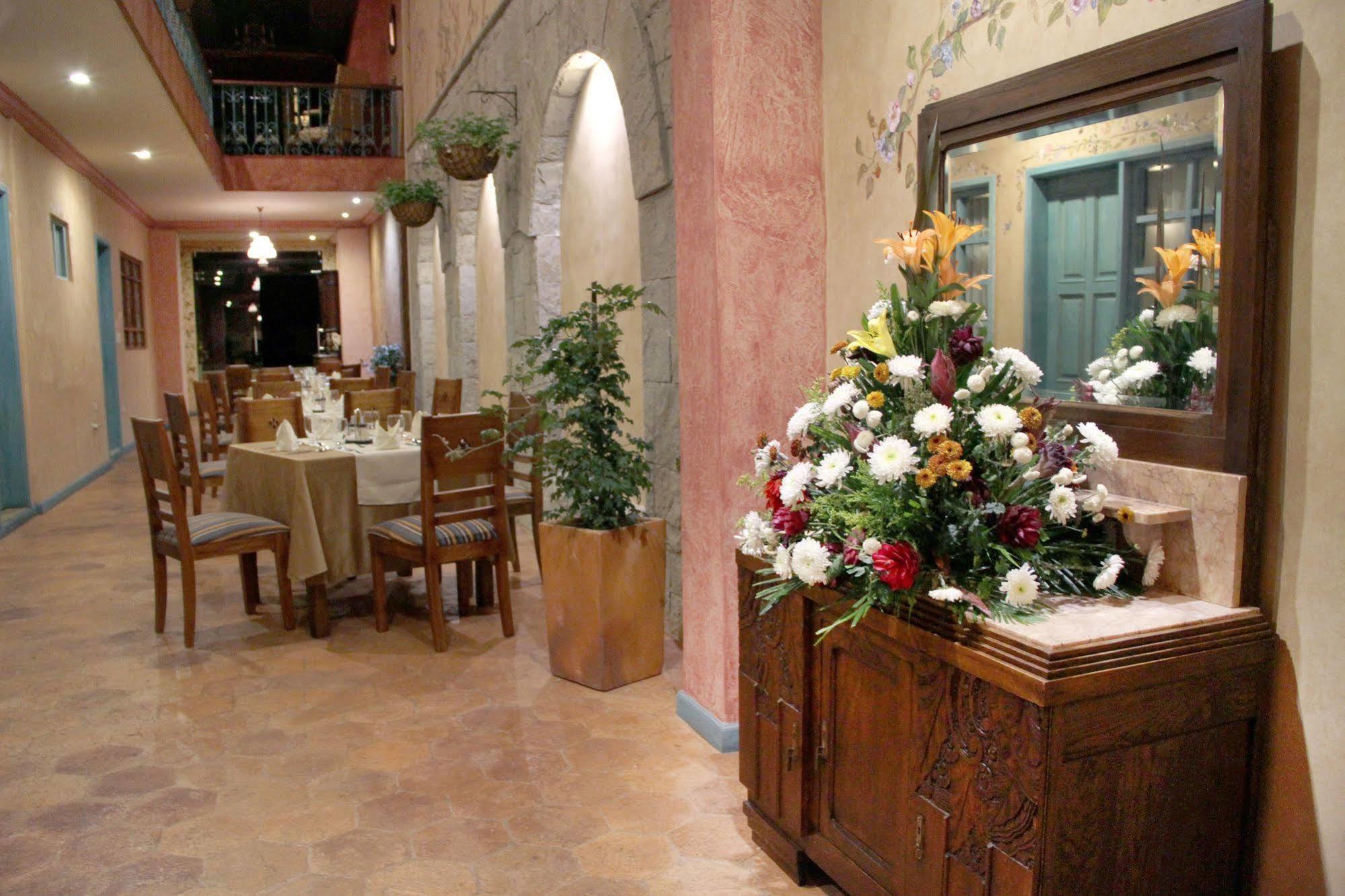 קואנקה Hotel Ines Maria מראה חיצוני תמונה